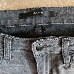 SALE! Joe’s Jeans skinny jeans size 28. 9” rise, 30” inseam Washed blk/dark gray